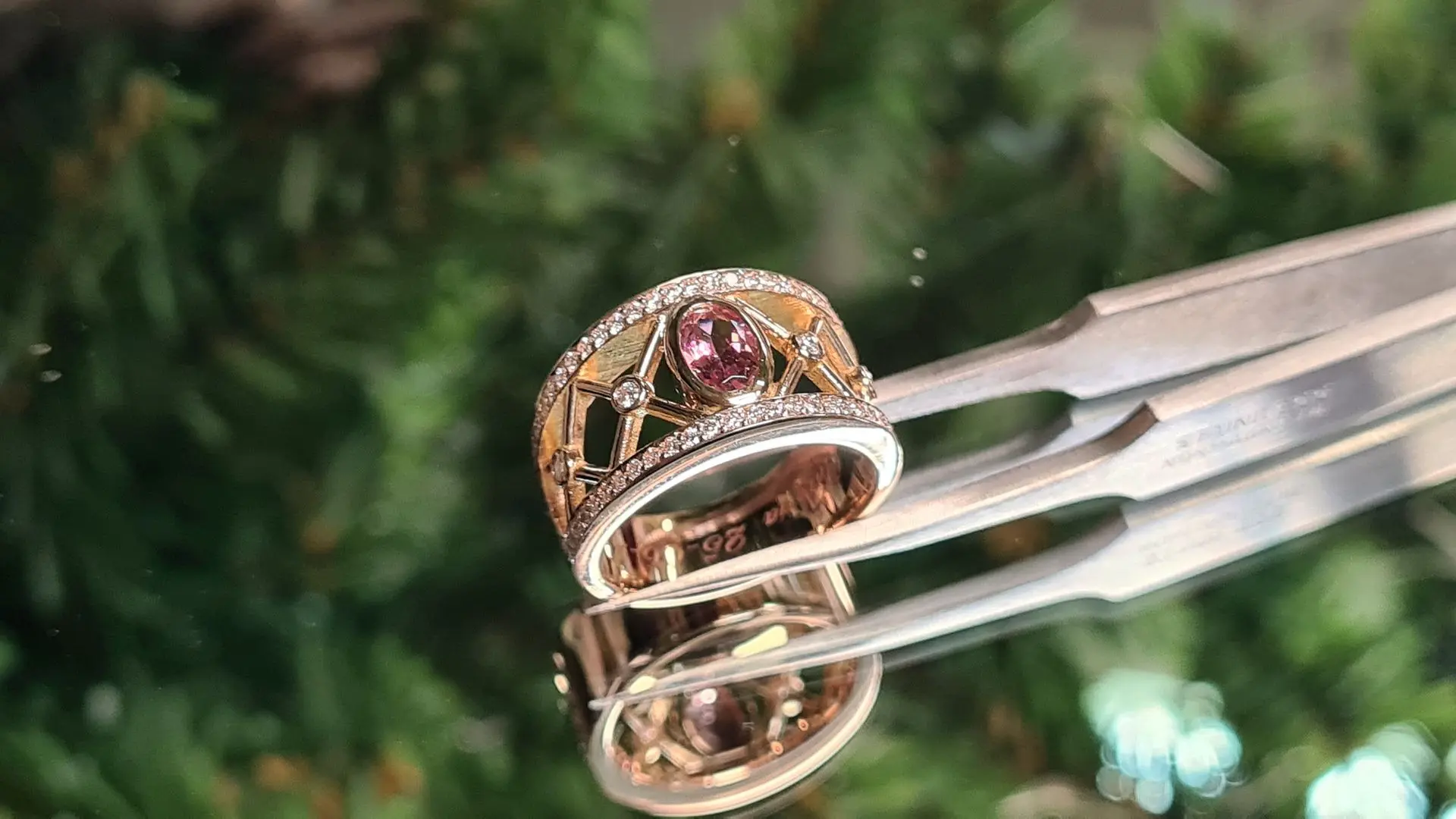Création de bague par Altenloh joaillier à Bruxelles