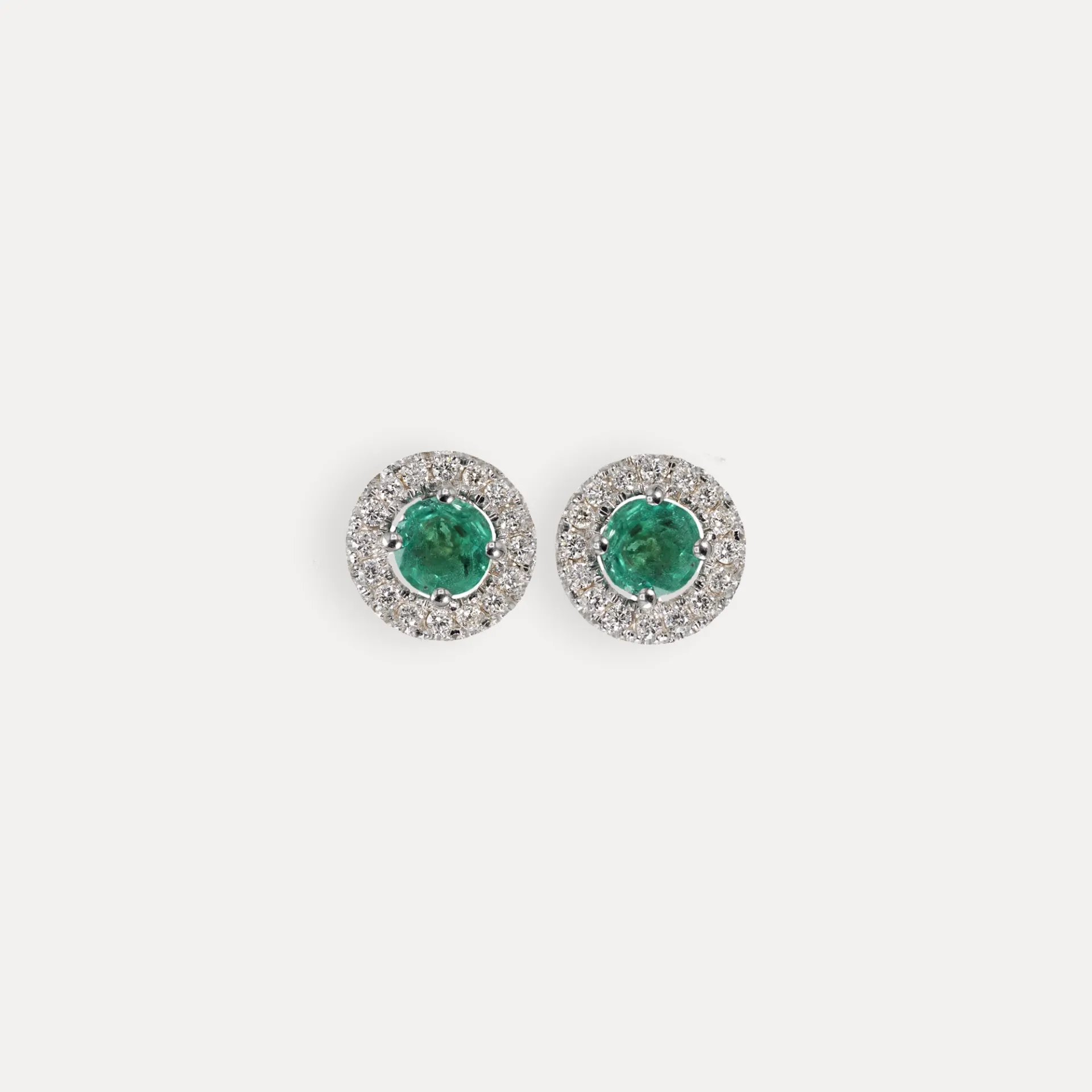 [6683] Boucle d'oreille or blanc 18Kt. 3,2g émeraude 0,96ct. diamant 0,3ct.