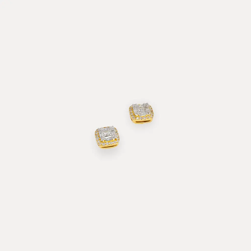 Boucle d'oreille or jaune 18Kt. 1,65g  diamant  58pc 0,29ct.