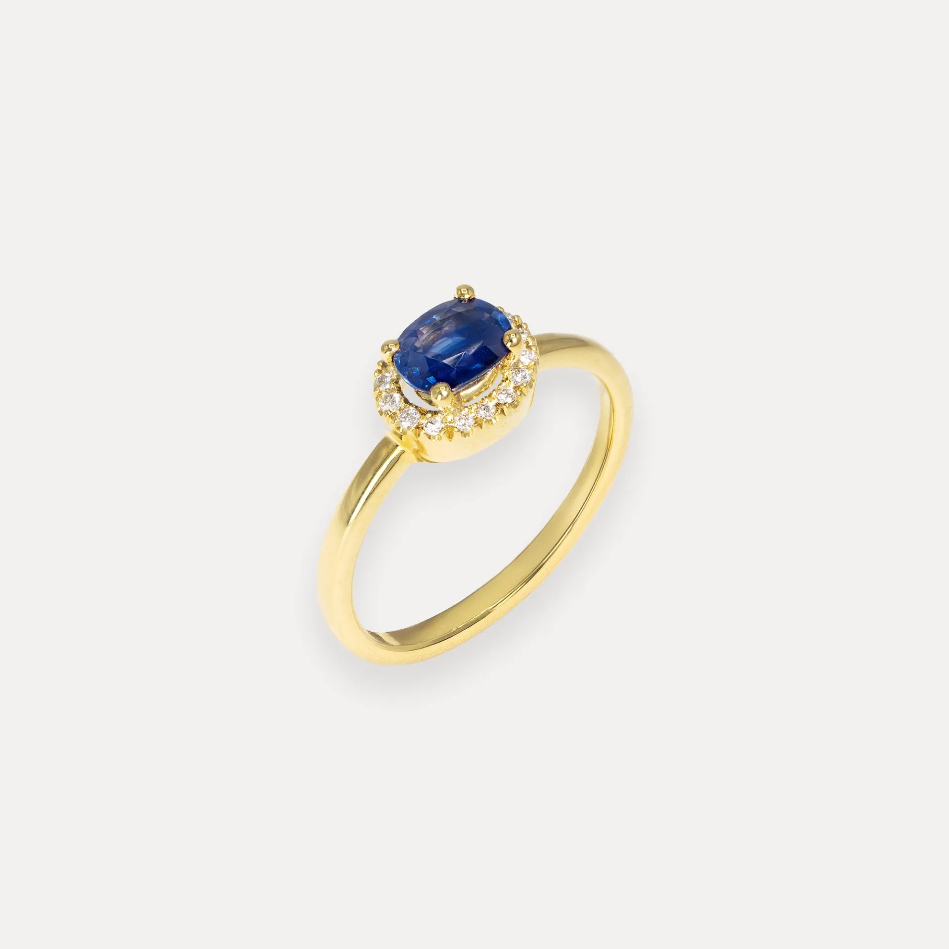 [69354] Bague or jaune 18Kt. 3g saphir 0,79ct. diamants 0,08ct.